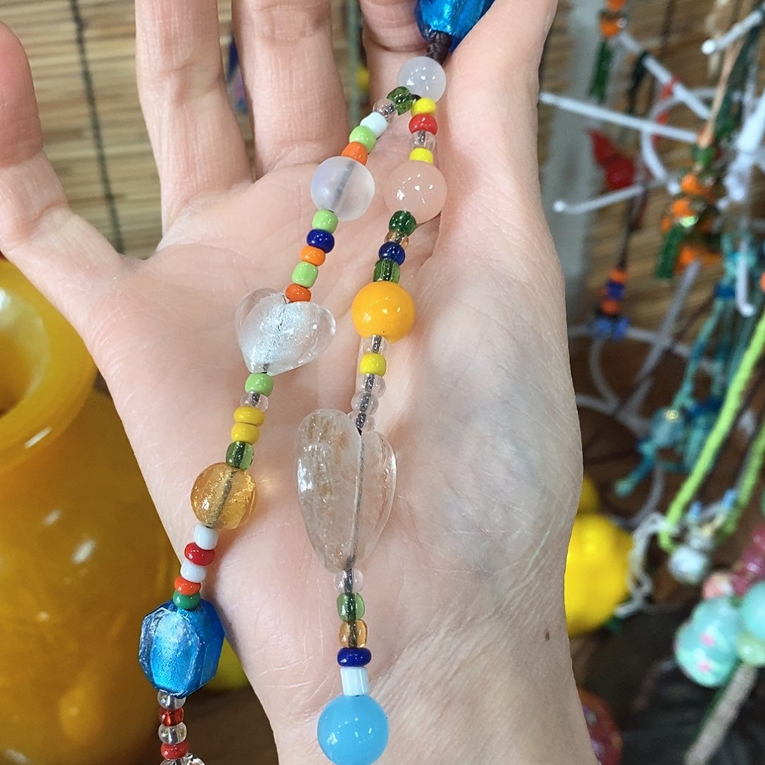 琉璃颈饰?****?4677499700700000