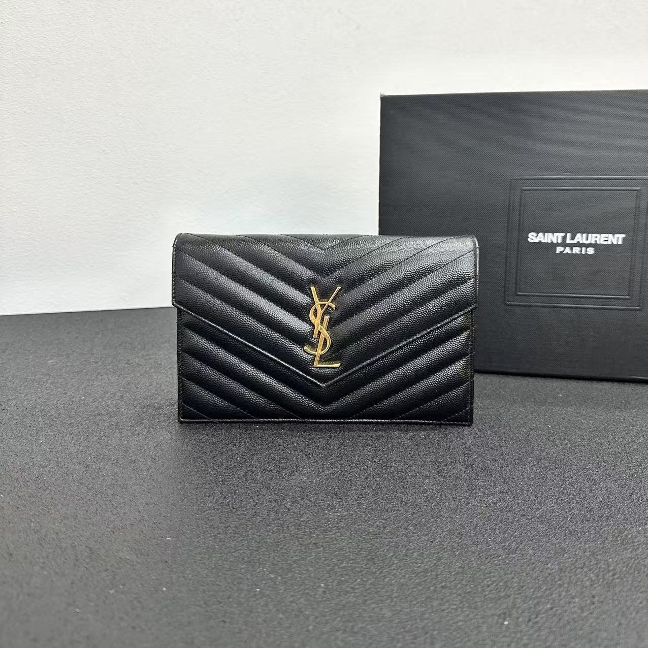 未使用 YSL/圣罗兰 壹所奢品/YSL 信封 鱼子酱 小号 黑金 闲置*