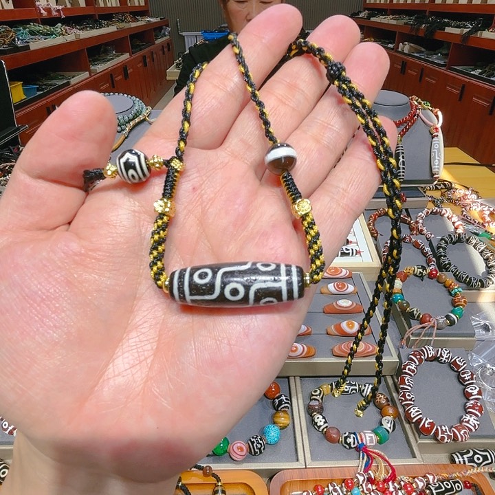 未镶嵌玛瑙/玉髓珠宝奇石