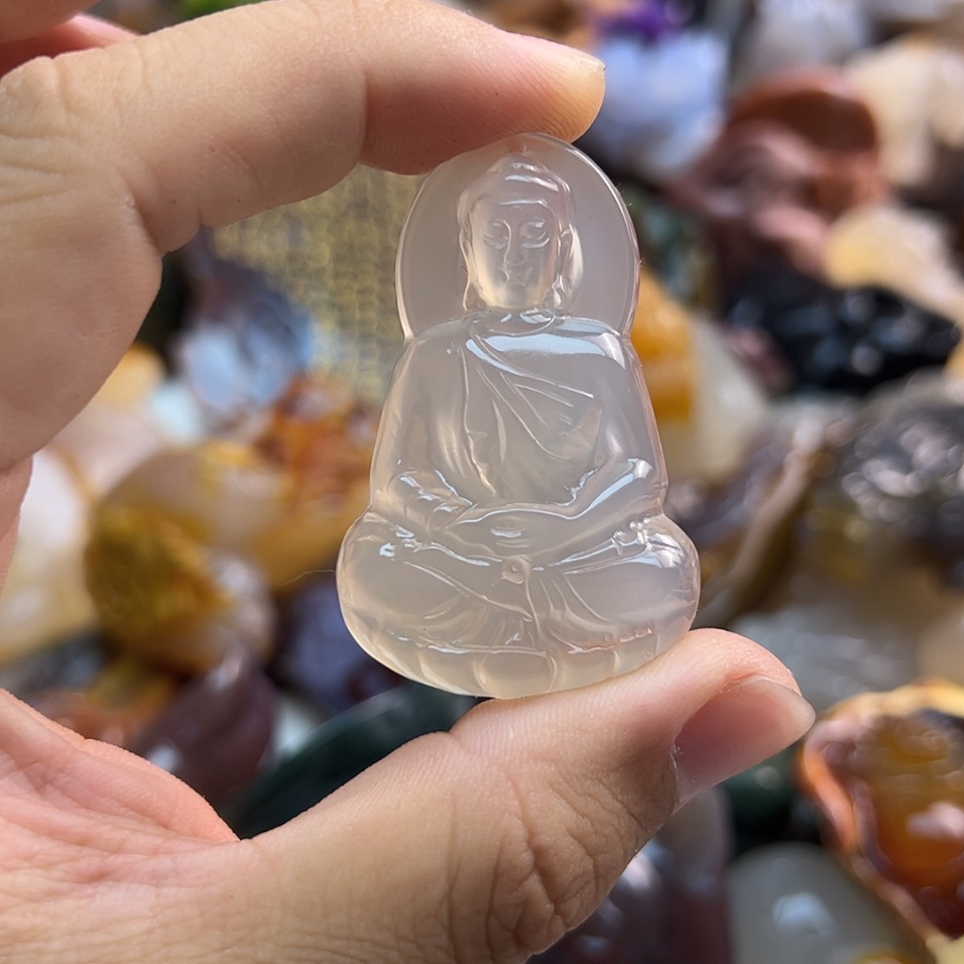 舒***朗玛瑙/玉髓未镶嵌颈饰