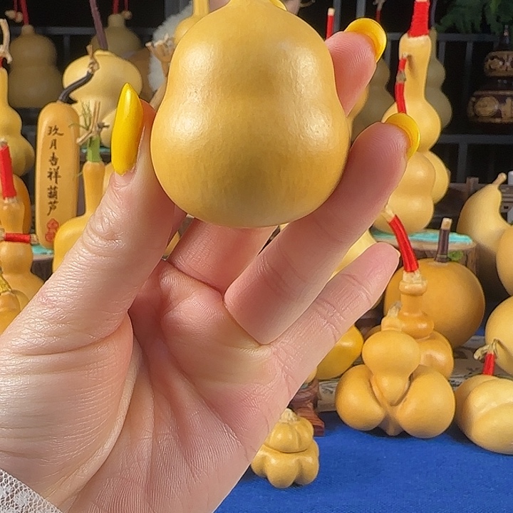 俩***妈大叶紫檀（黑酸枝木类）