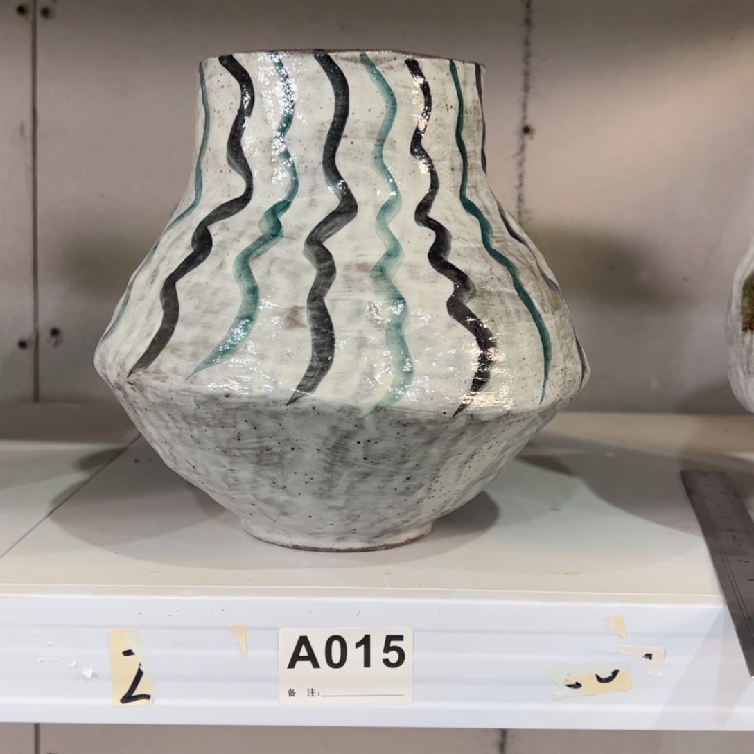 红陶口11高21无孔