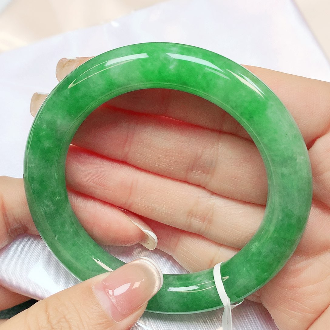 未镶嵌手镯翡翠抖音368