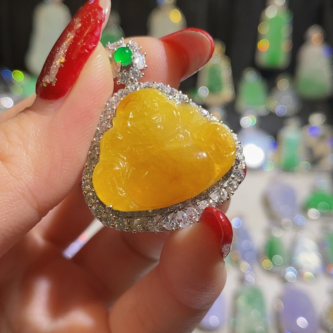 翡翠颈饰银S925镶嵌天然翡翠