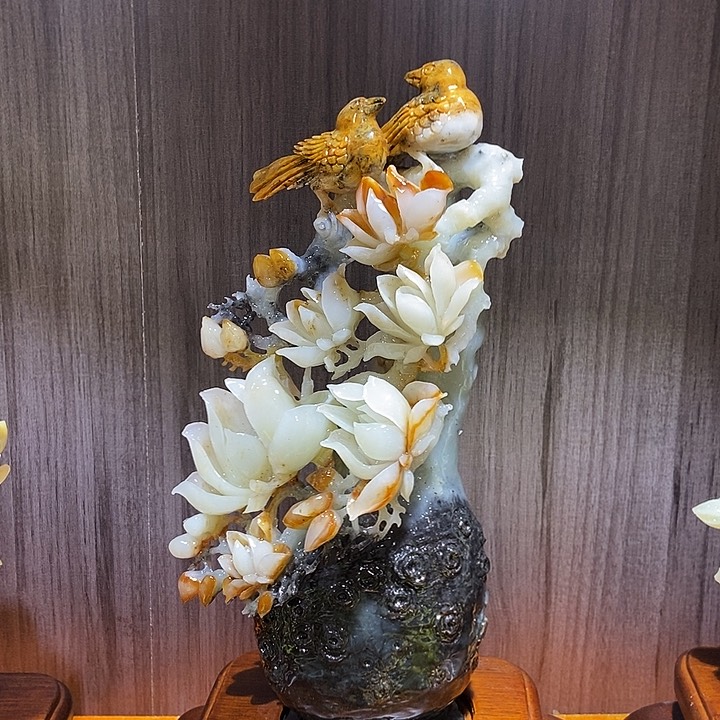 蛇纹石玉（覆膜）珠宝奇石合金峰*