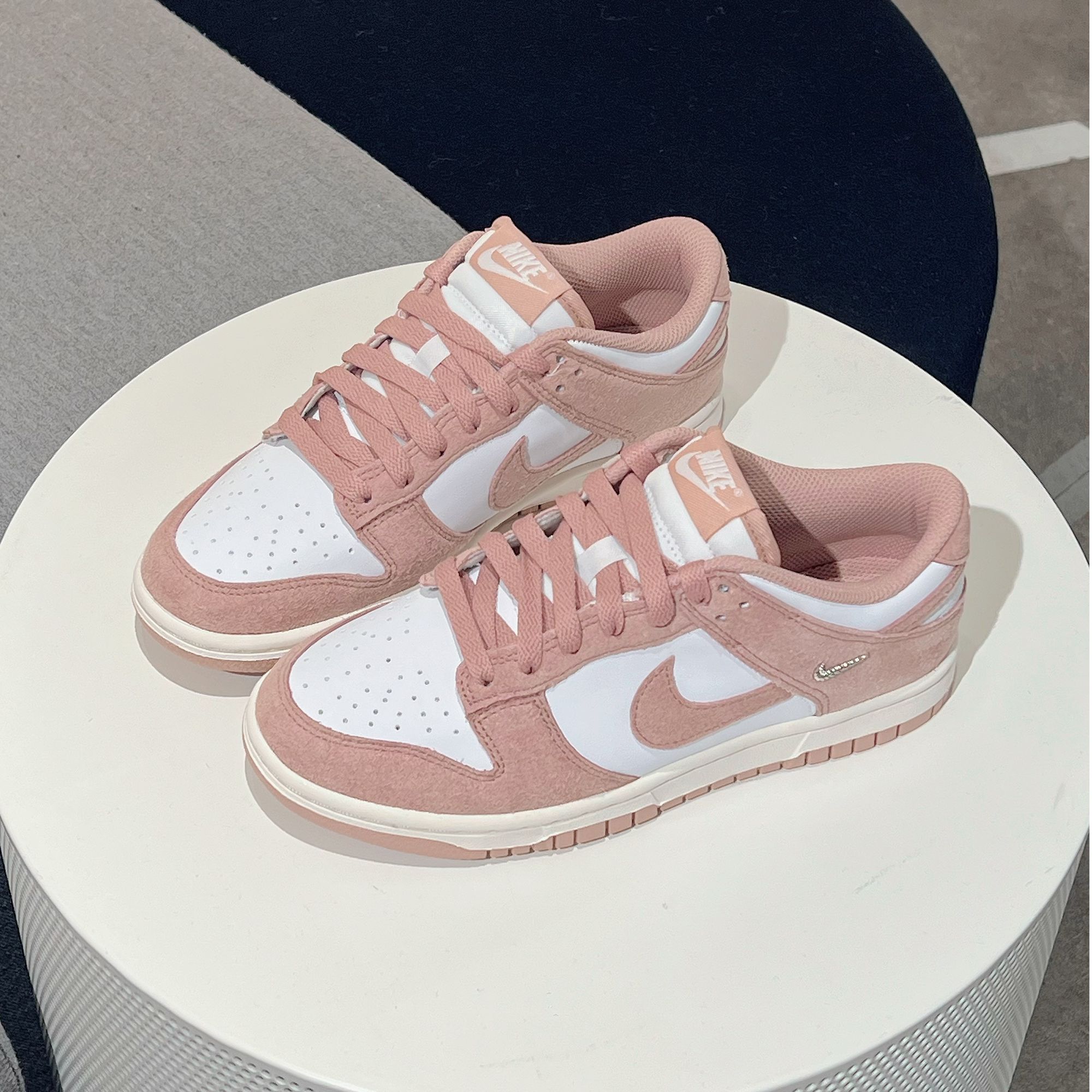 NIKE/耐克正品女鞋DUNK LOW潮流百搭复古时尚低帮板鞋-IB4417-102