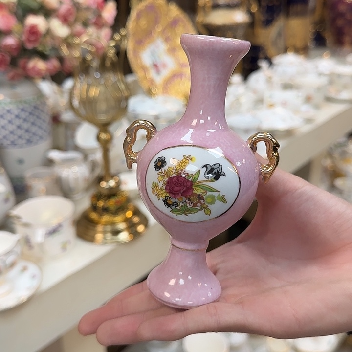 鹿与海陶瓷有限公司