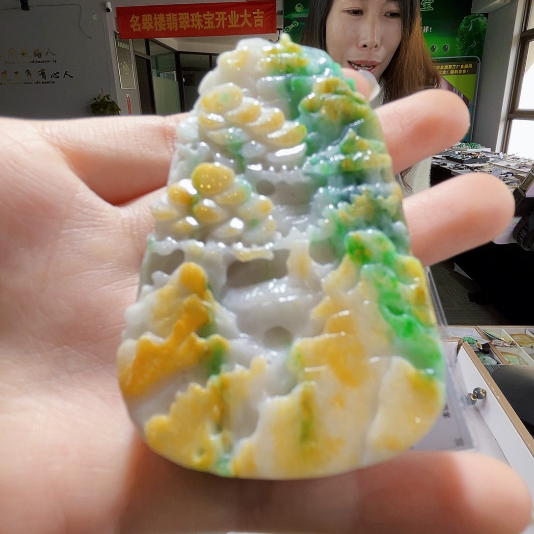 颈饰未镶嵌翡翠翡翠