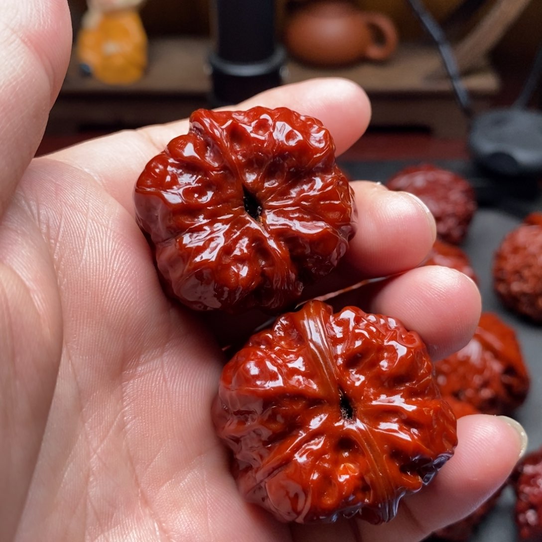 吊坠文玩核桃太**阳