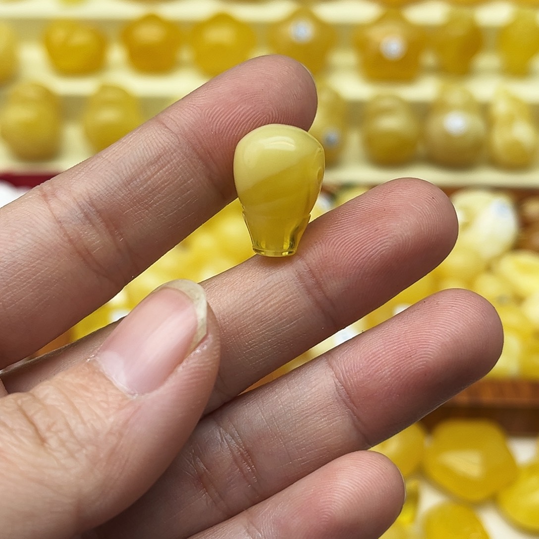 蜜蜡未镶嵌裸石天然