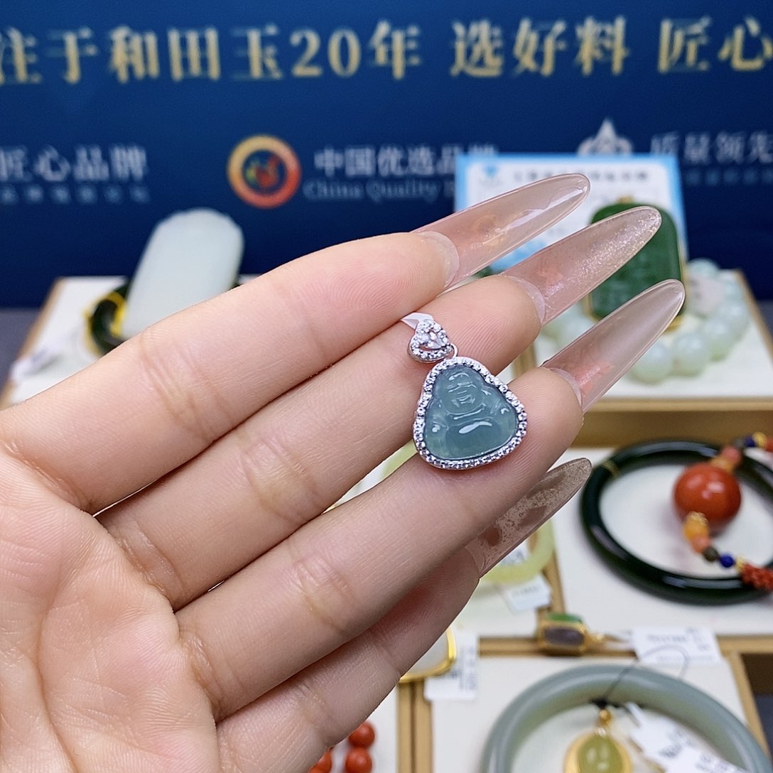 颈饰银S925镶嵌翡翠sj