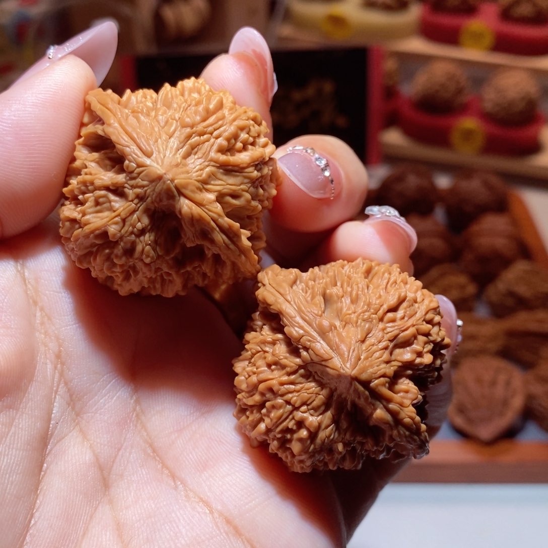 文玩核桃把件41尺满天星