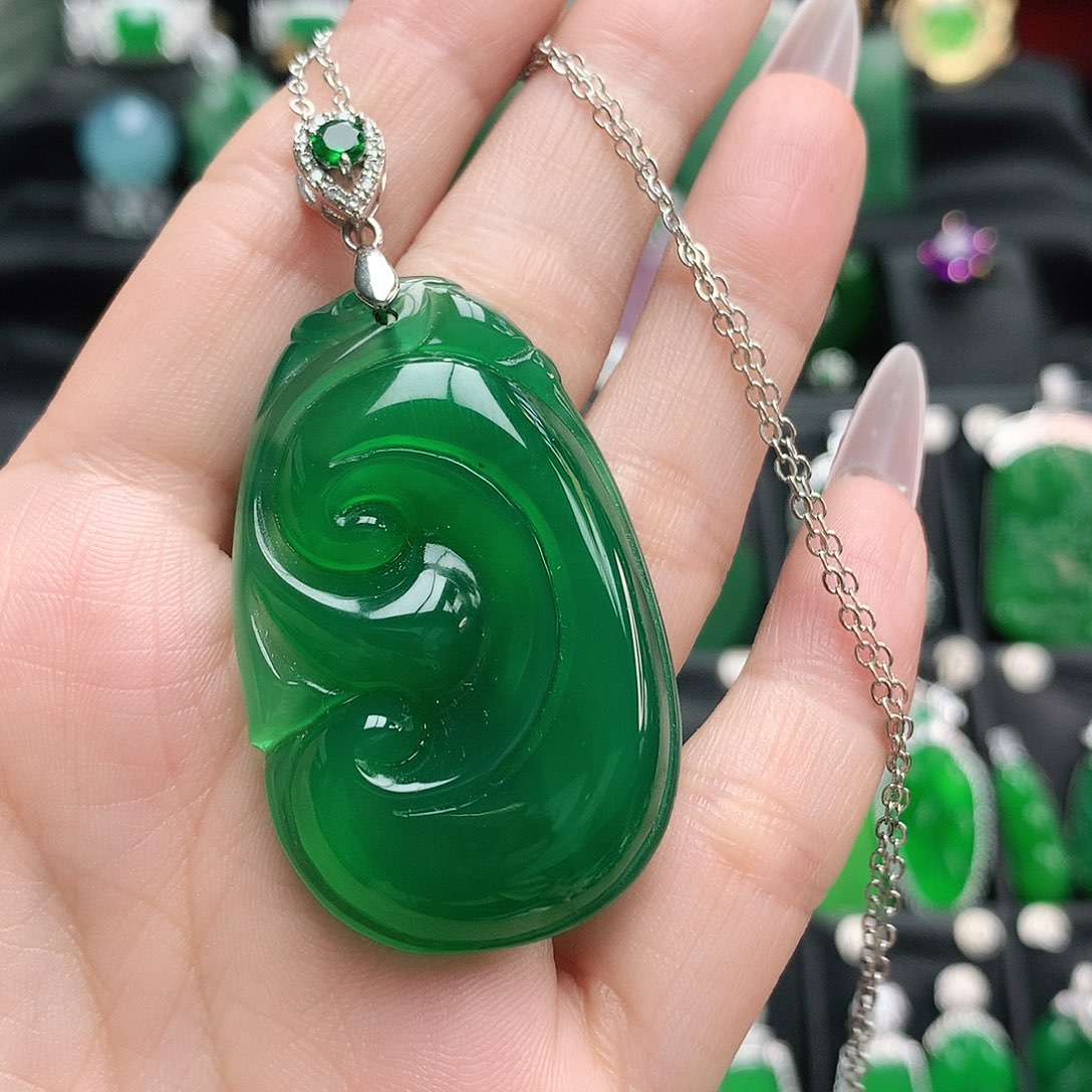 玛瑙/玉髓吊坠未镶嵌