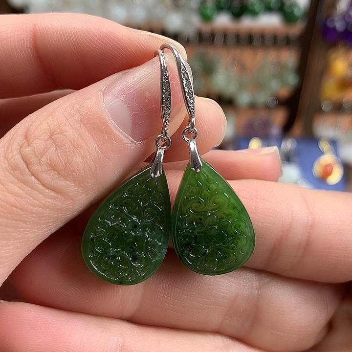 和田玉耳饰银S925镶嵌水滴22*14左右