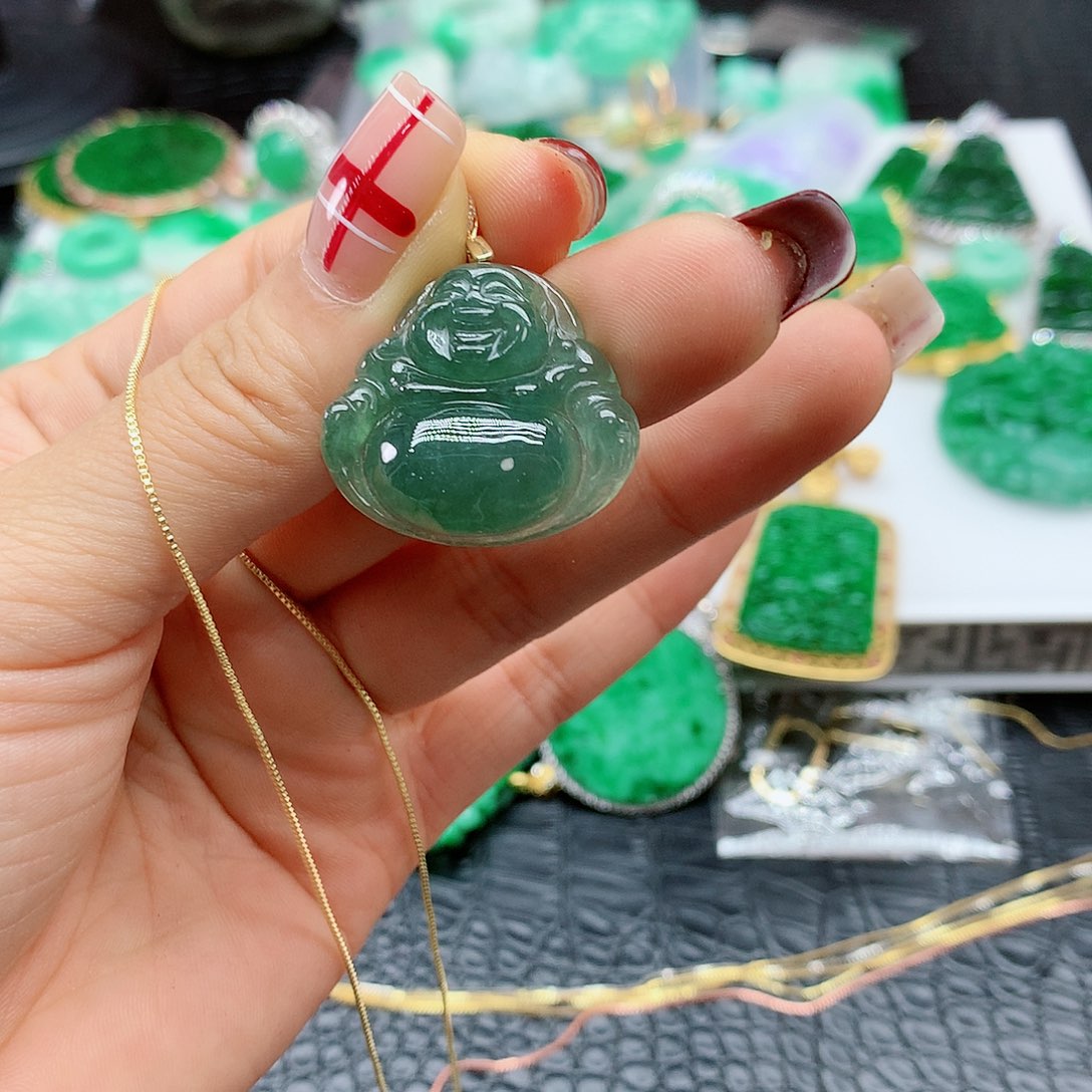 【闪购商品】翡翠吊坠(赠链)合金