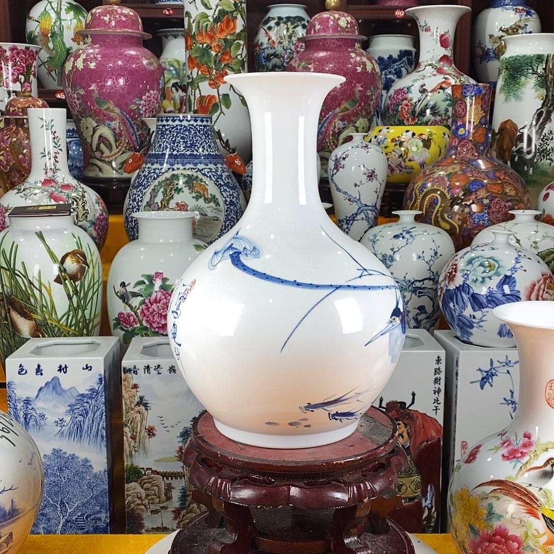 北***司陶摆件景德镇陶瓷青花赏瓶