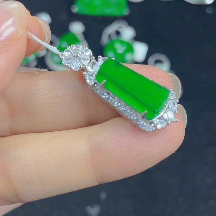 翡翠银S925镶嵌吊坠(不含链)