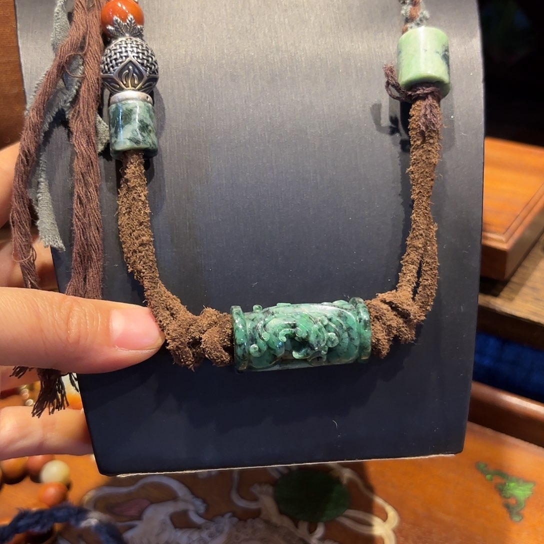 翡翠颈饰未镶嵌原创