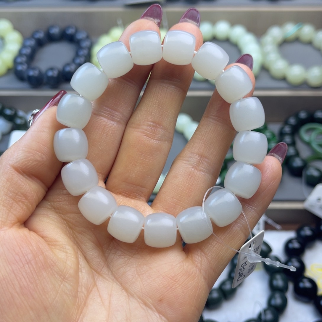 和田玉手链未镶嵌