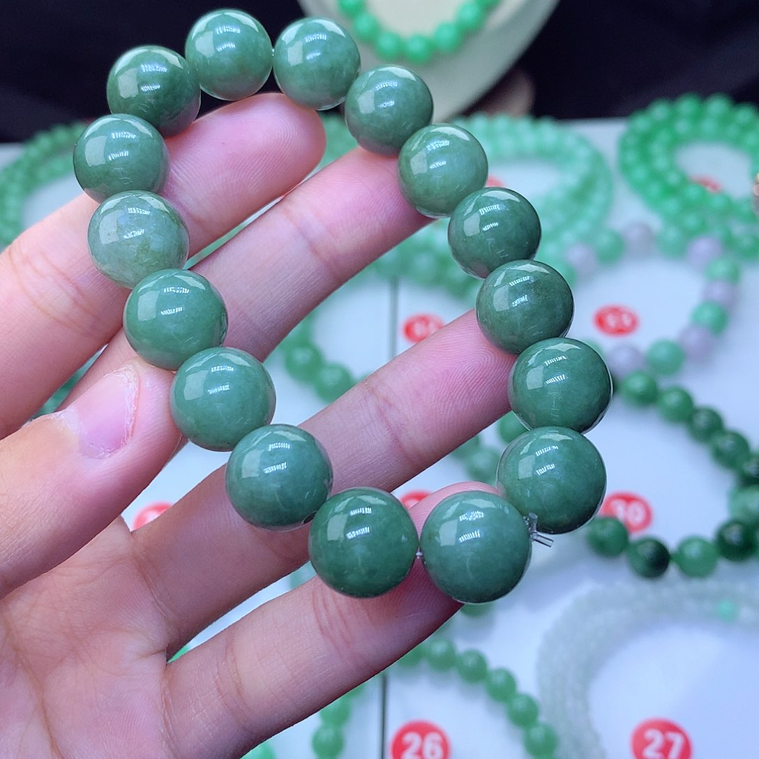 翡翠毛衣链未镶嵌