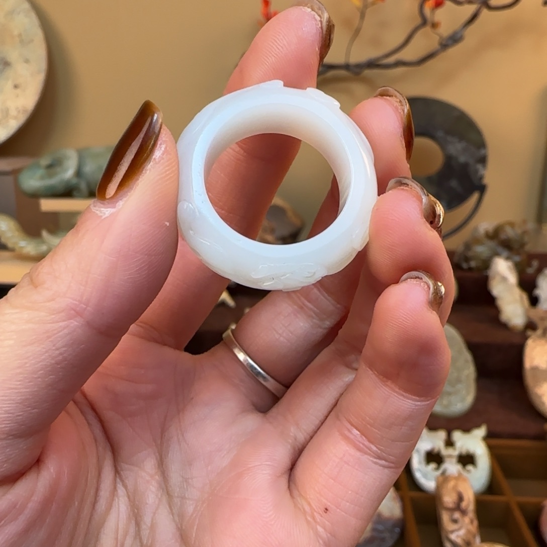 翻***海和田玉（糖玉）未镶嵌颈饰