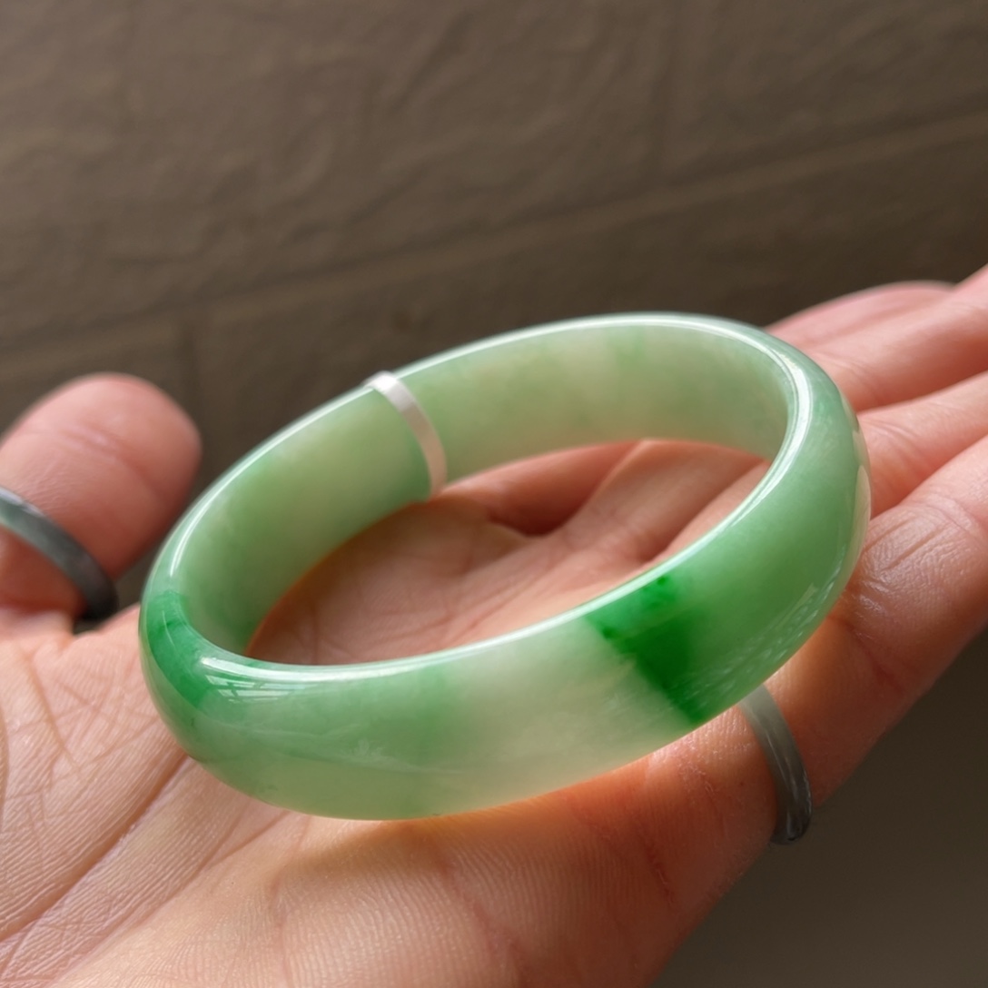 翡翠手镯未镶嵌54圈贵妃镯三天鉴赏期