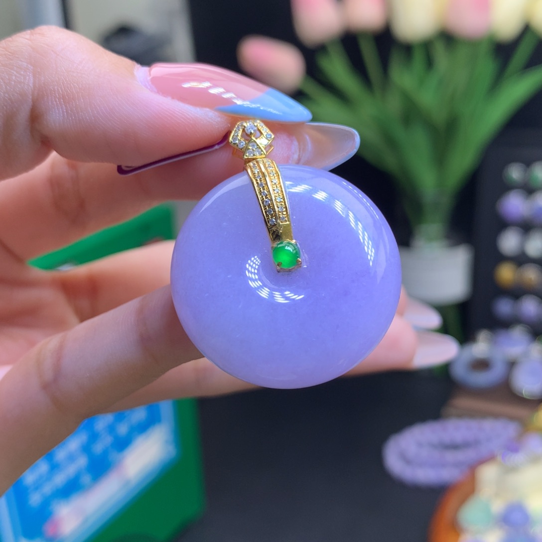 翡翠18K金镶嵌颈饰天然