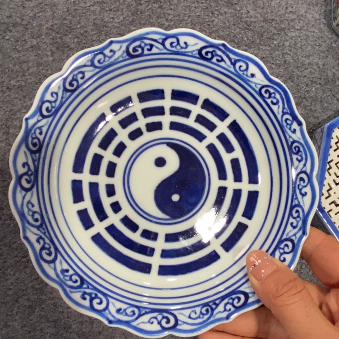 源思陶瓷有限公司