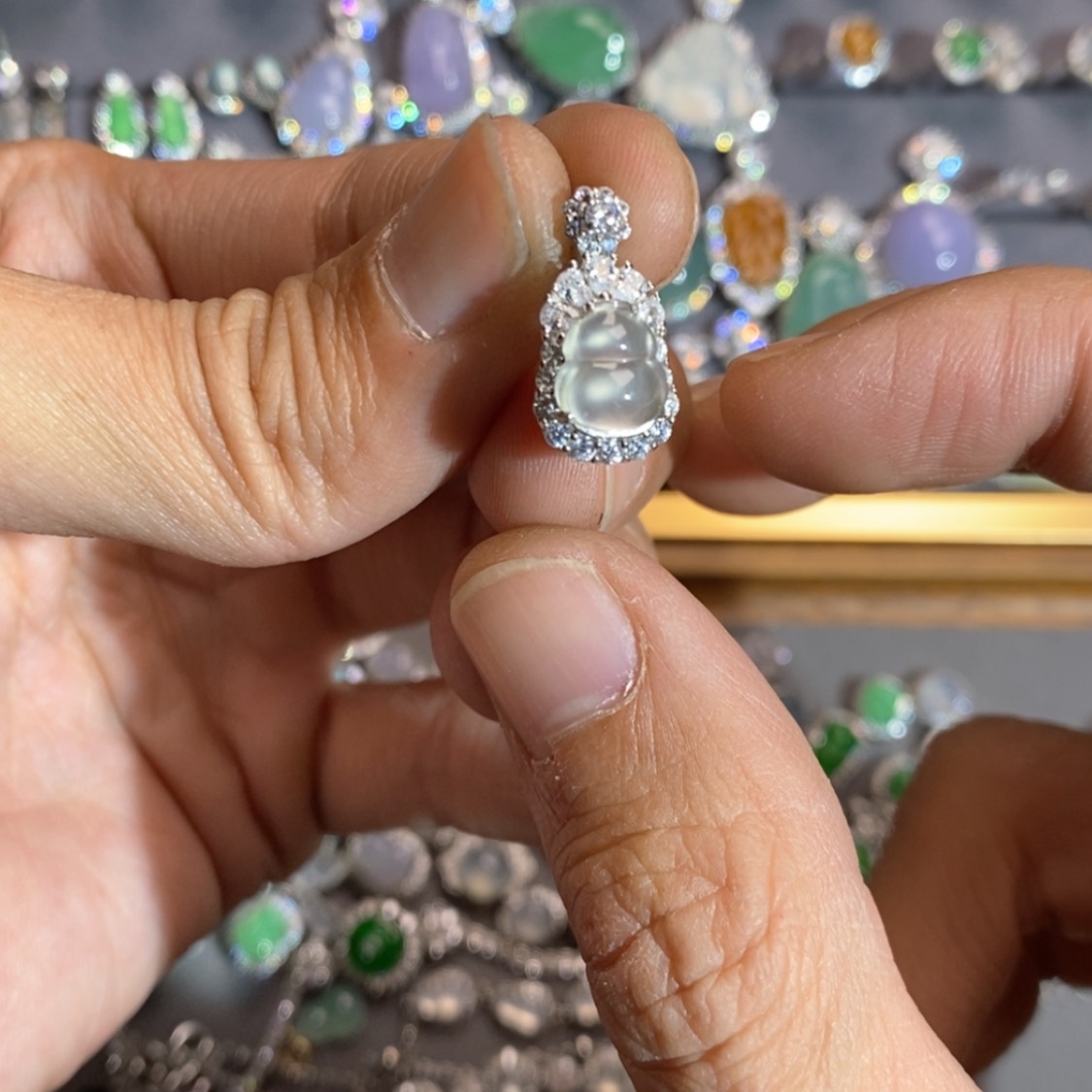 【闪购商品】翡翠颈饰未镶嵌翡翠