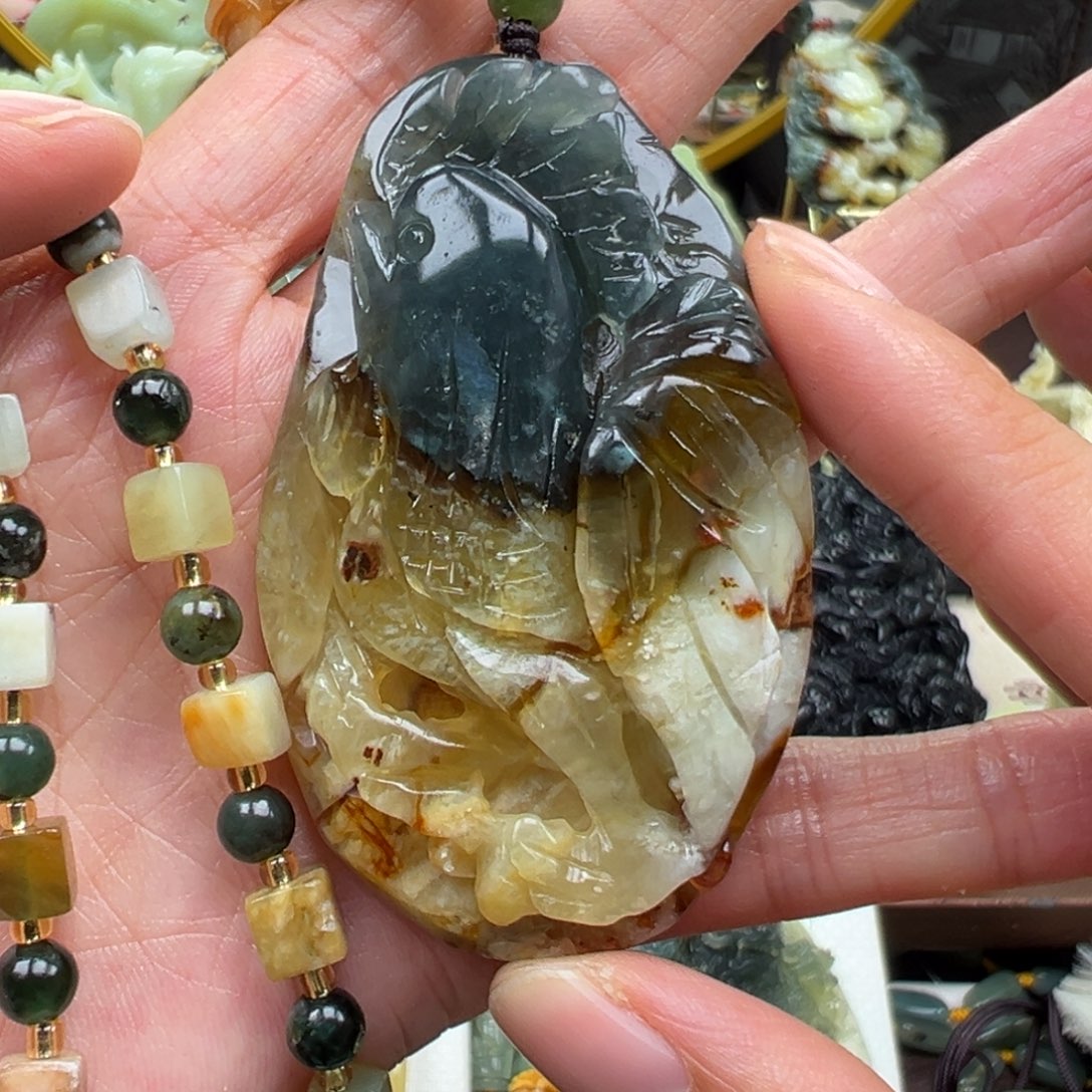 岫玉未镶嵌挂件挂件