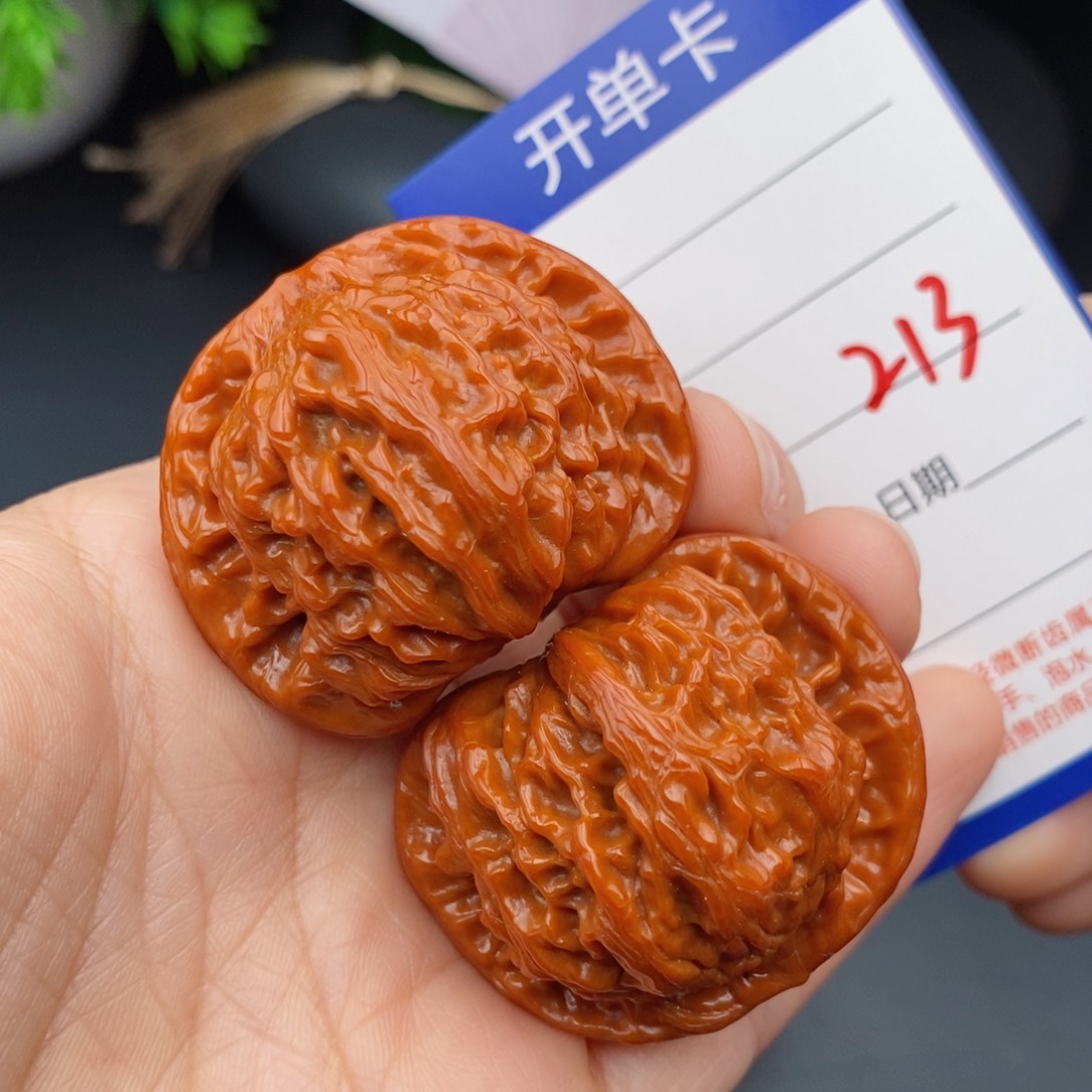 文玩核桃把件43红狮子213