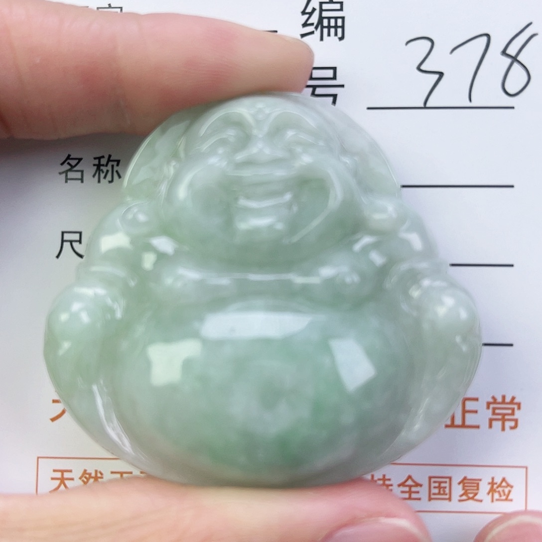 翡翠颈饰未镶嵌佛公