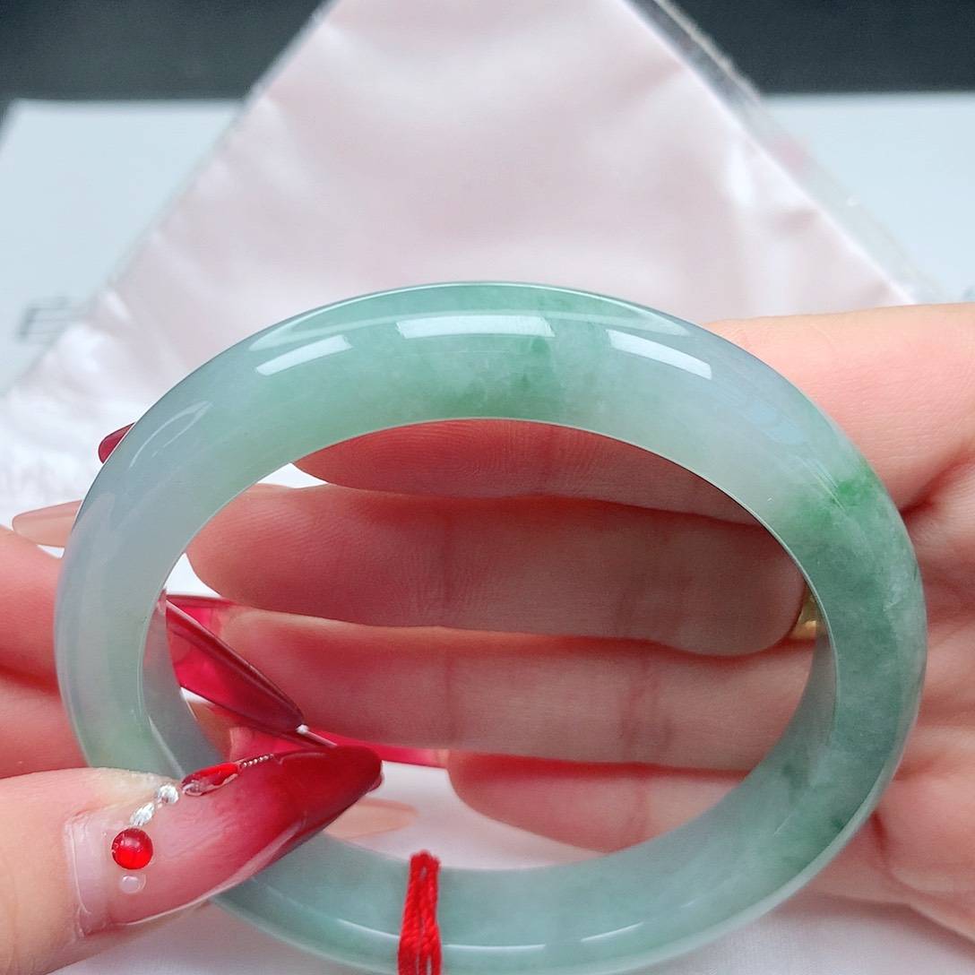 翡翠手镯未镶嵌58.2宠粉福利镯