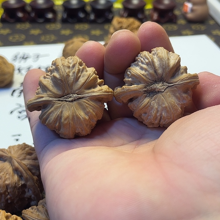 百***忌吊坠文玩核桃狮子