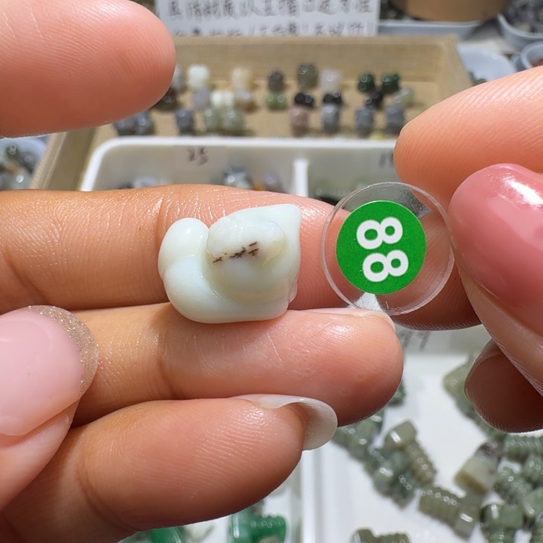 和田玉未镶嵌珠宝奇石