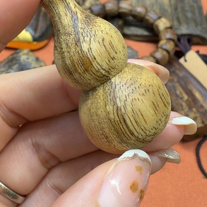 大叶紫檀（黑酸枝木类）