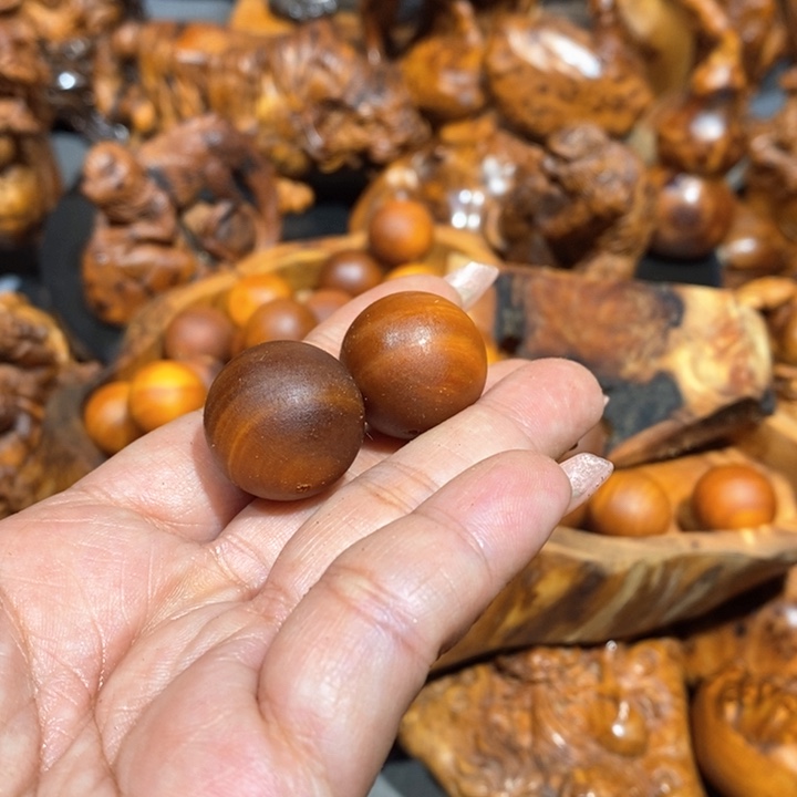 柏木盐****）太行崖柏陈化