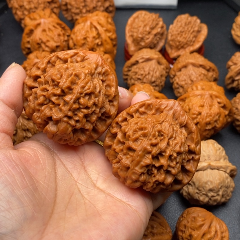 【闪购商品】文玩核桃把件48官帽