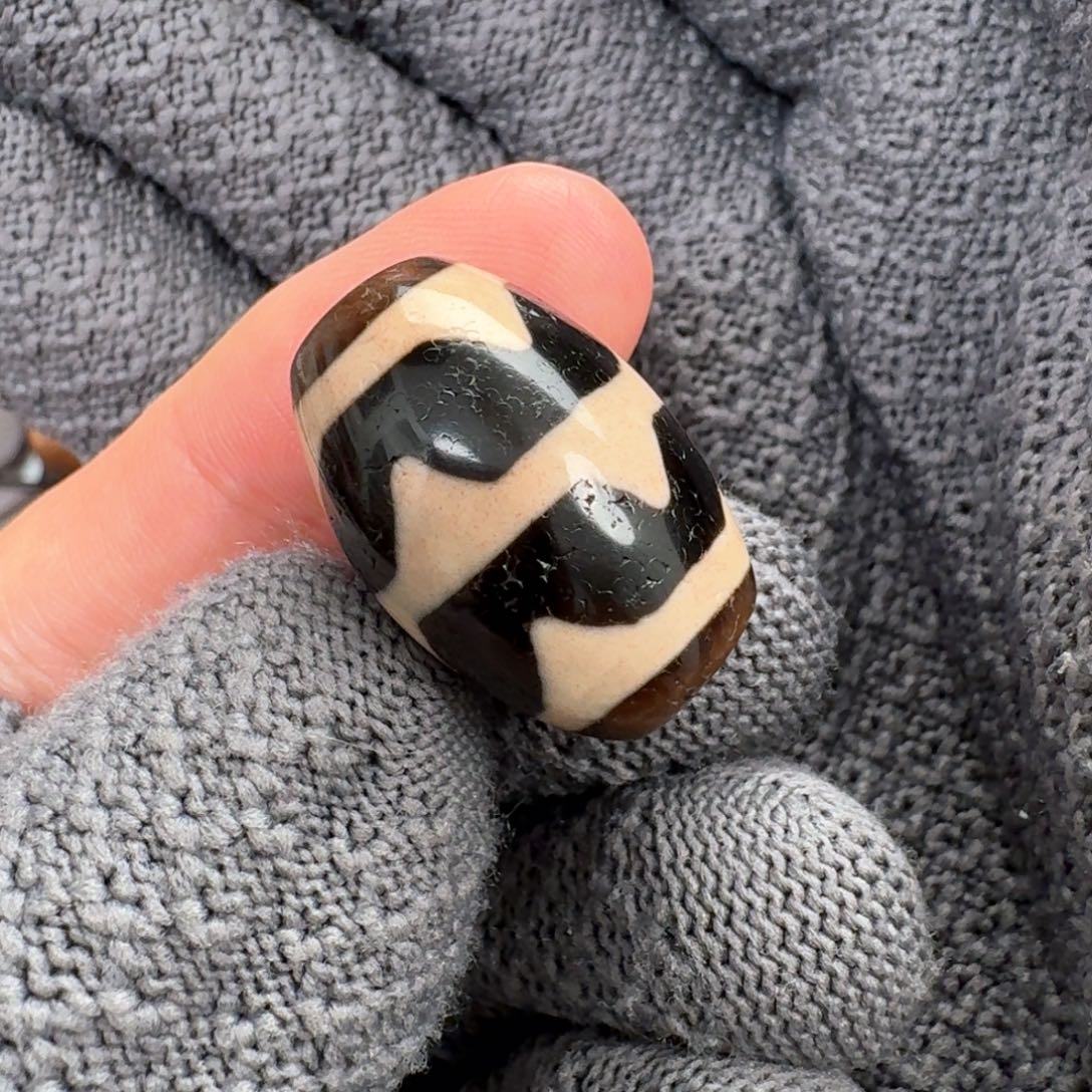 玛瑙/玉髓颈饰未镶嵌银**宝玛瑙工艺品