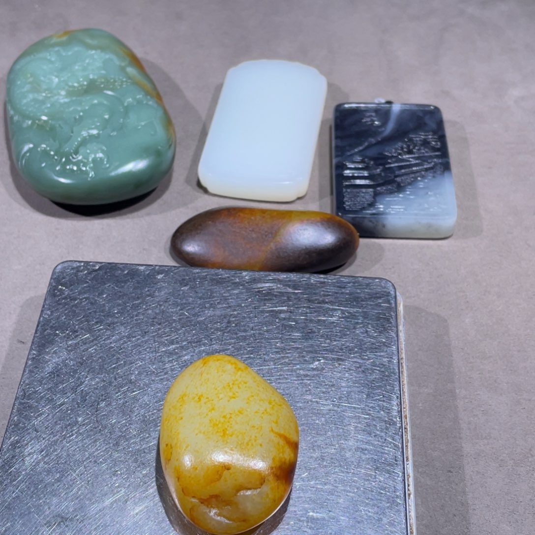 和田玉未镶嵌挂件