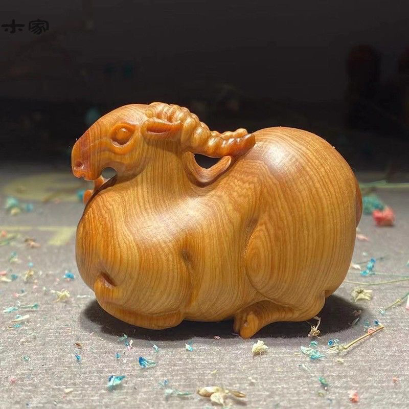 崖柏木雕金钱羊实木雕刻摆件生肖羊手把件吉祥唐羊工艺品可爱小羊
