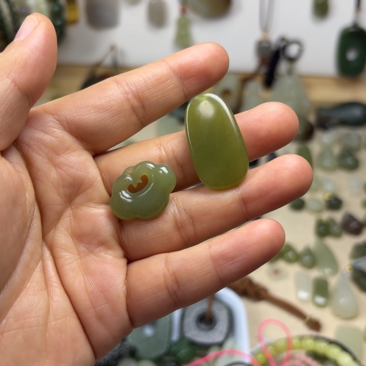 和田玉未镶嵌挂件