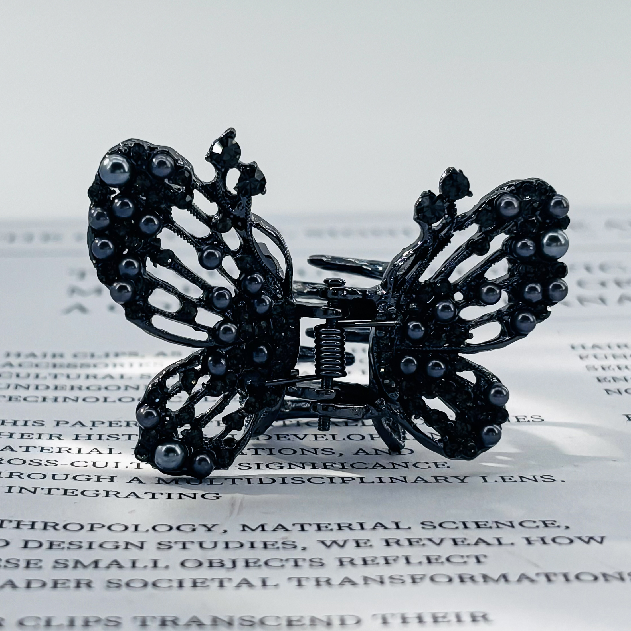 1030-镂空蝴蝶珍珠抓夹（运费险）