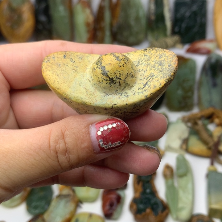 岫岩河磨玉（透闪石质玉）手把未镶嵌