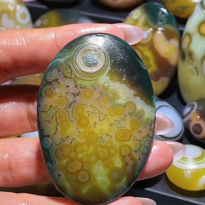 玛瑙/玉髓未镶嵌珠宝奇石76