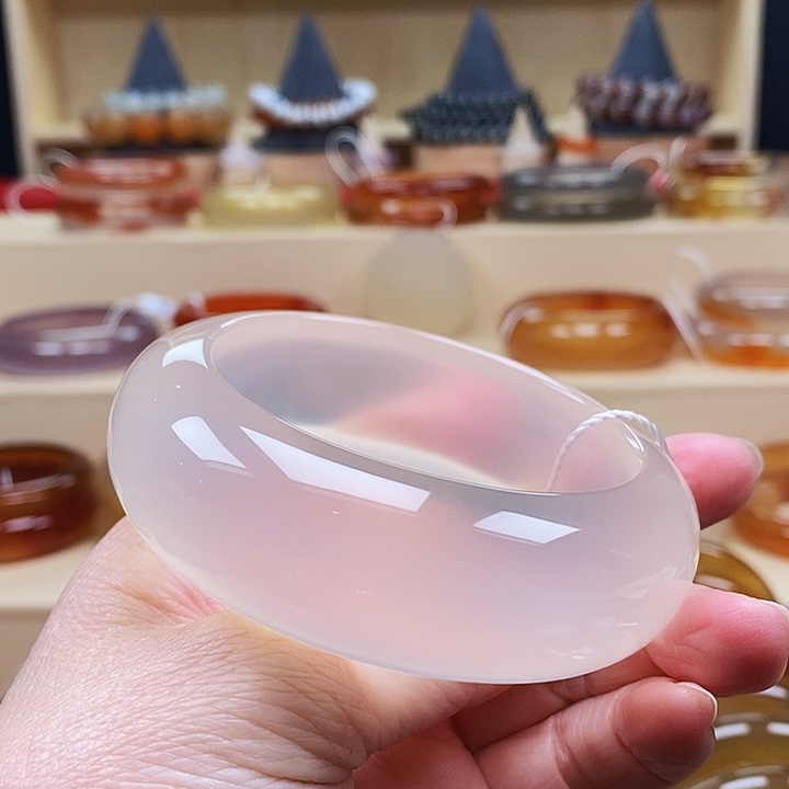 玛瑙/玉髓手镯未镶嵌