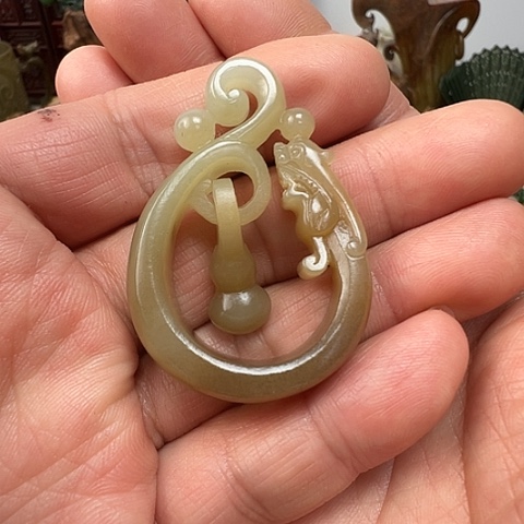 和田玉挂件未镶嵌