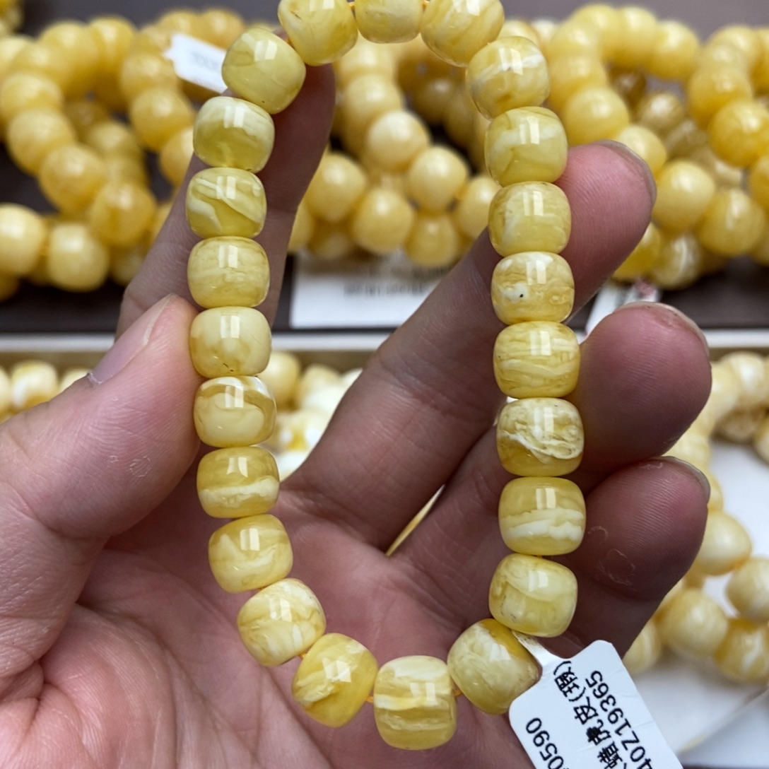 琥珀未镶嵌珠宝奇石13