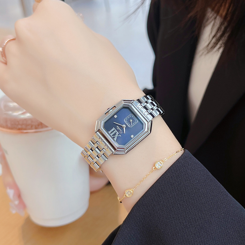 时尚女士石英表防水百搭小众方形腕表潮流轻奢复古气质手表