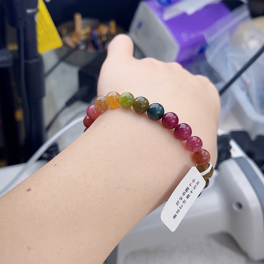 碧玺多样性发一件碧玺未镶嵌